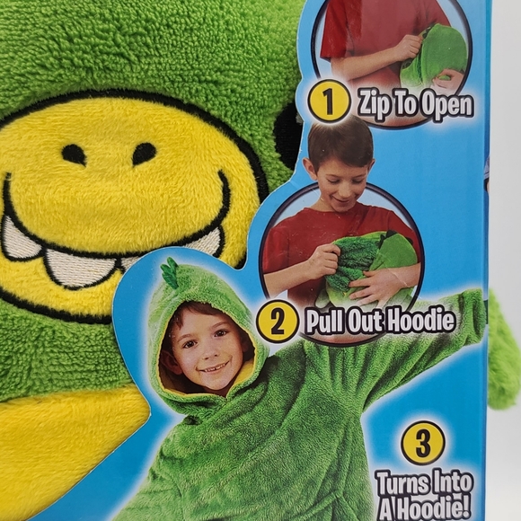 Dinosaur Huggle Pet - The pet that turns to hoodie - Picture 2 of 4